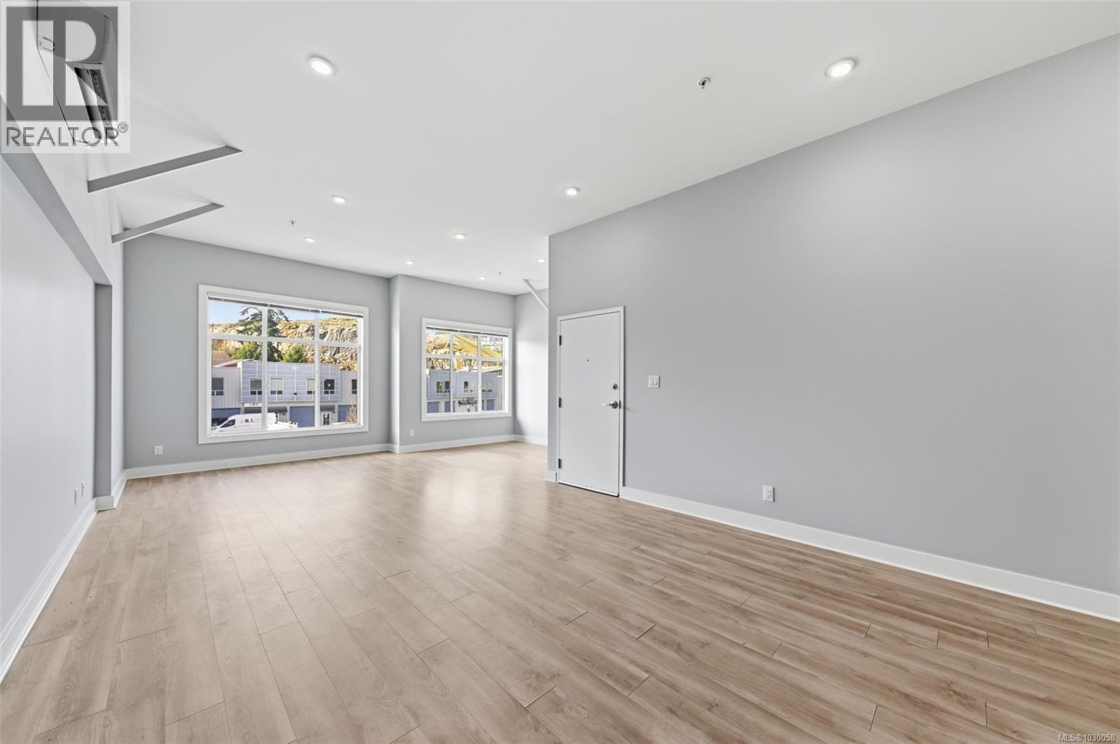 #109 2785 Leigh Rd - 4