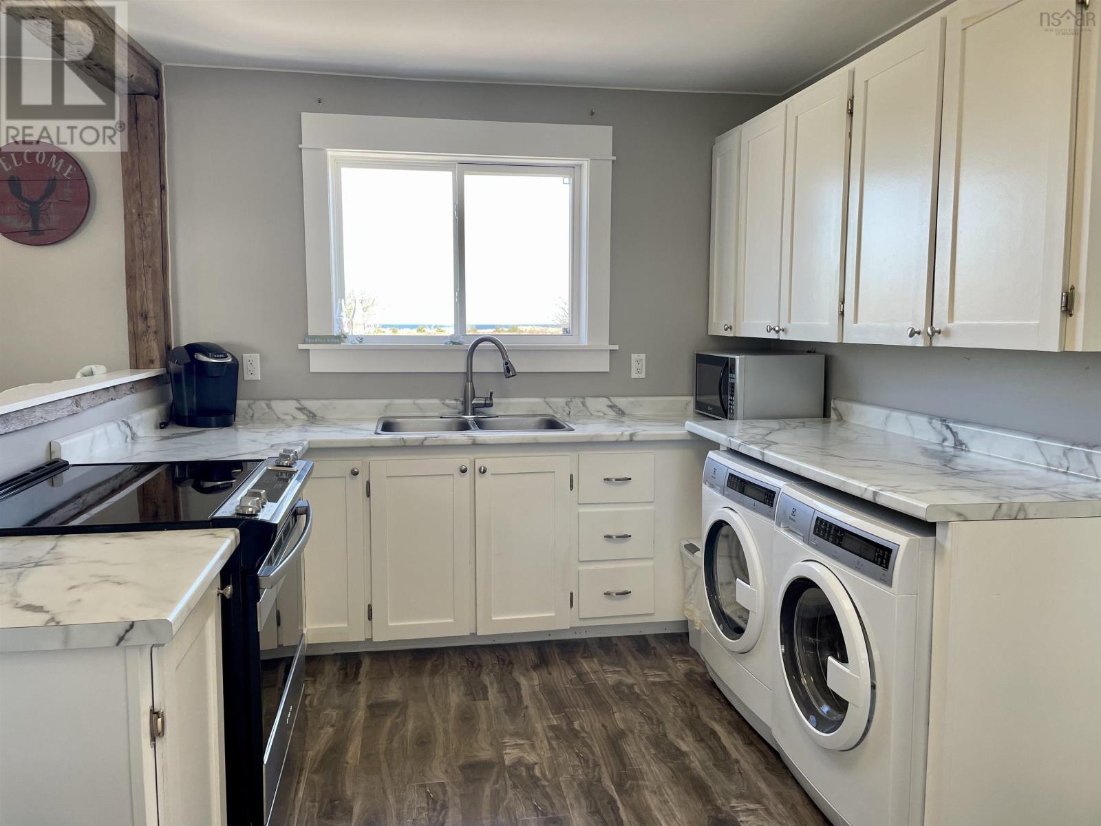 Property 9 of 27 of 69 Kenny Road