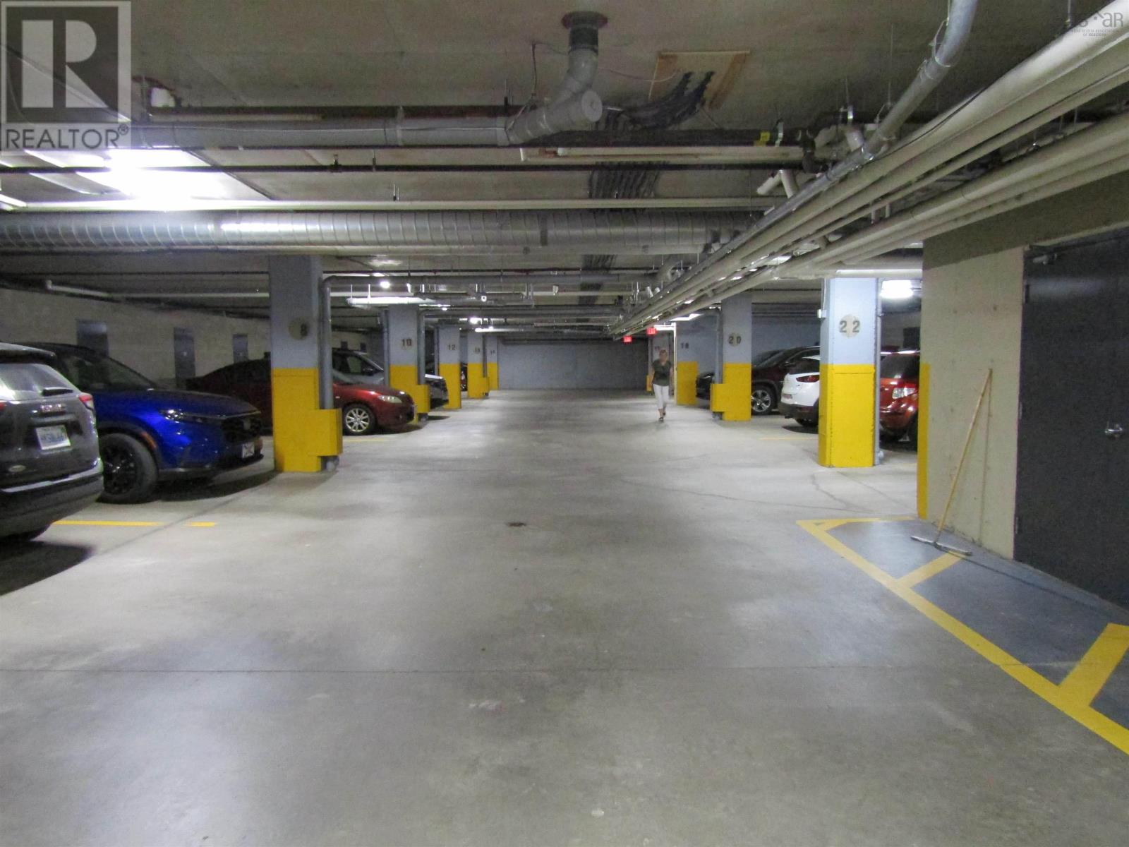 Property 2 of 38 of 104 87 Pebblecreek Crescent