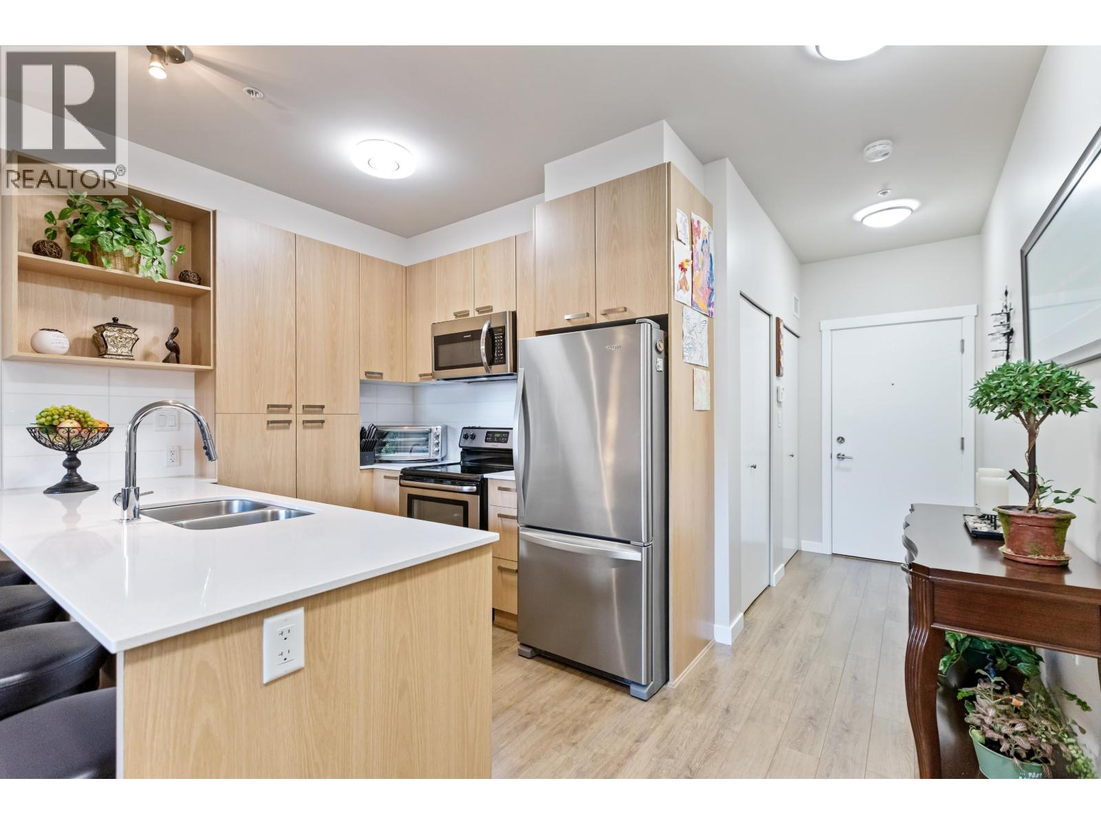 108 20331 DEWDNEY TRUNK ROAD, Maple Ridge