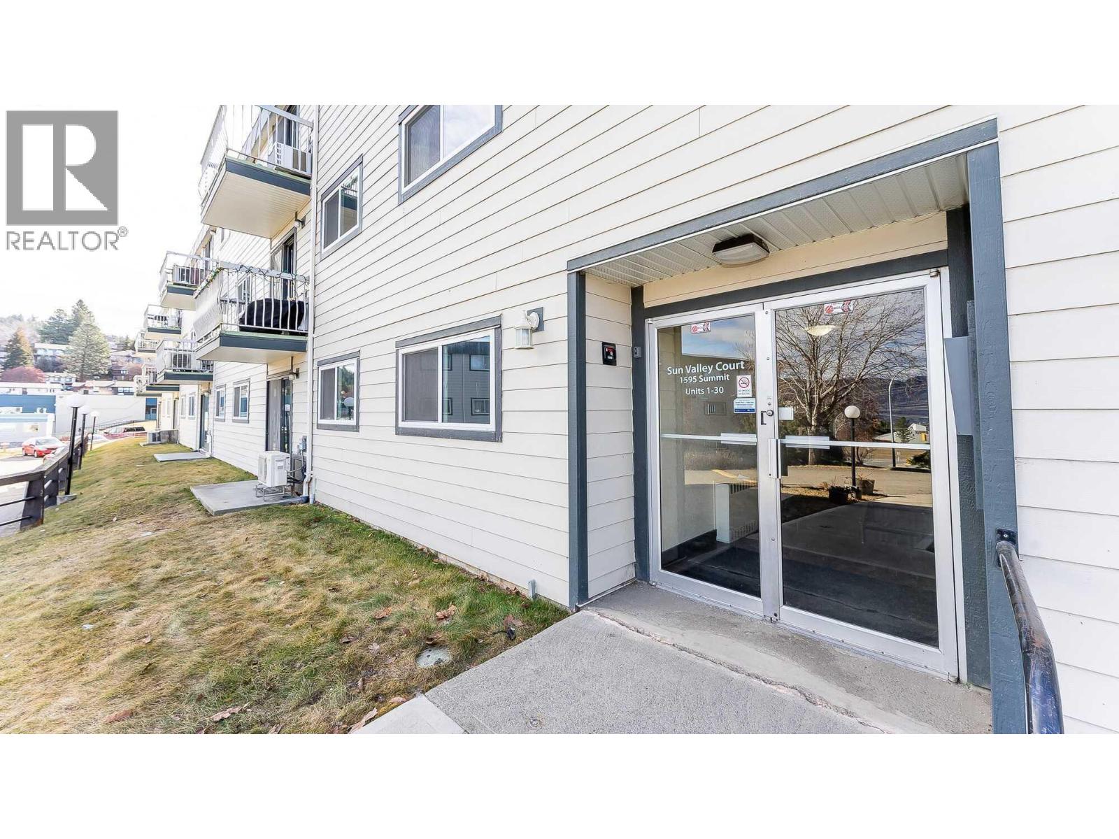 1595 SUMMIT Drive Unit# 18, Kamloops