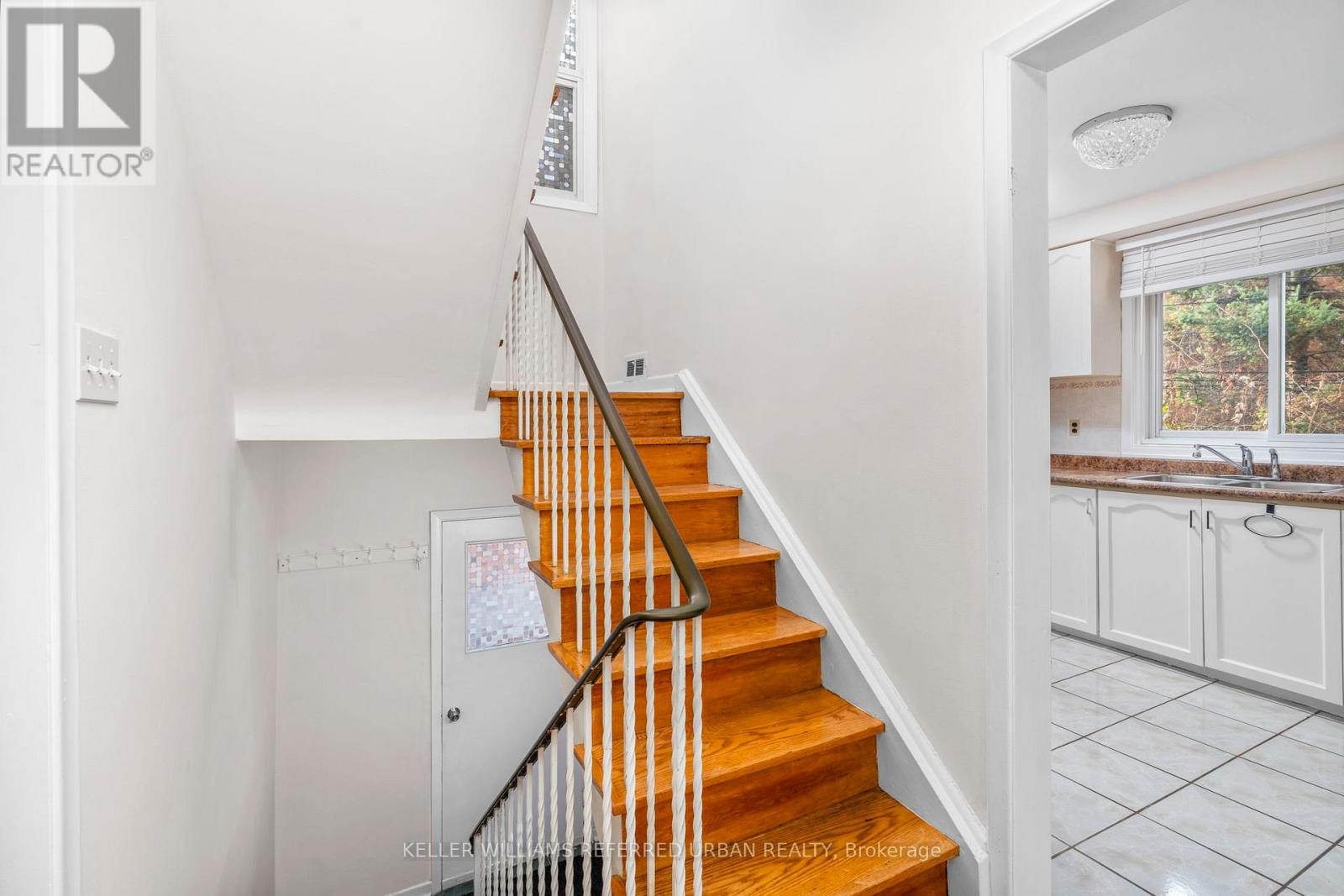 328 WESTON ROAD - 15