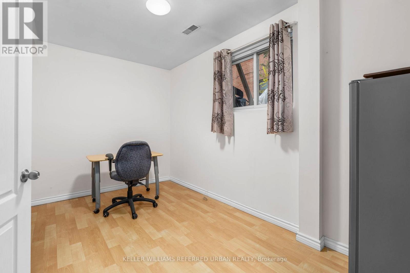 328 WESTON ROAD - 22