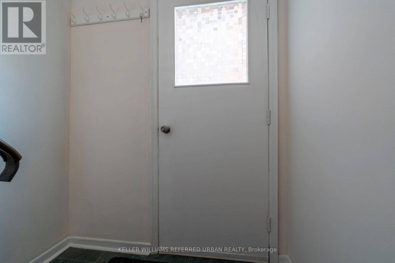 328 WESTON ROAD - 26