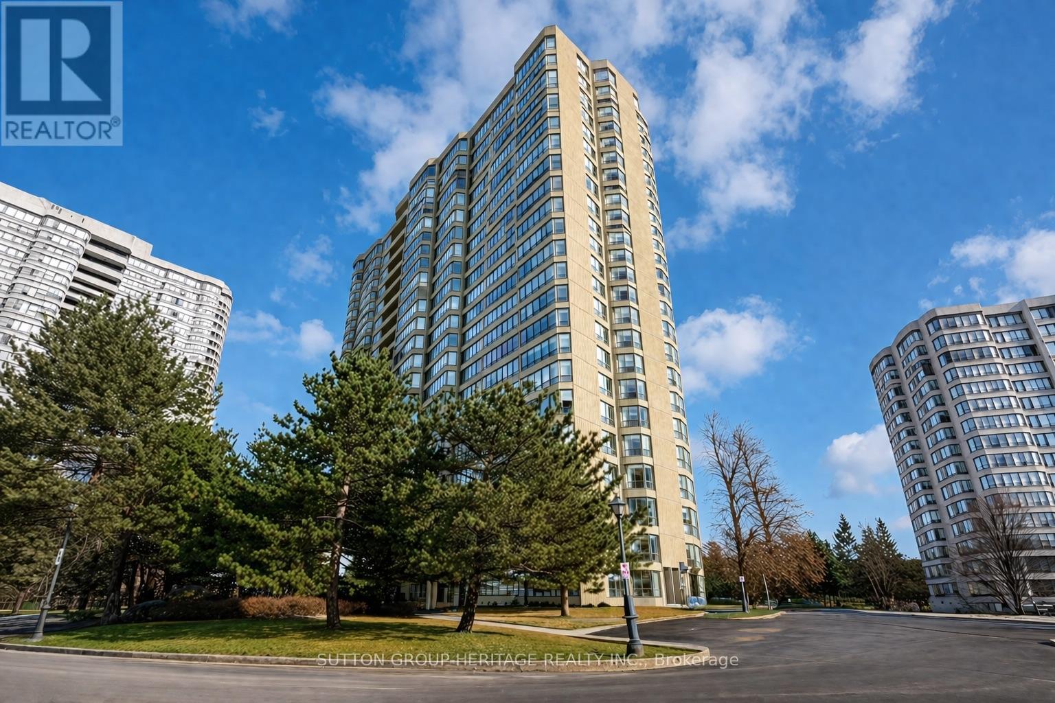 1405 - 24 HANOVER ROAD