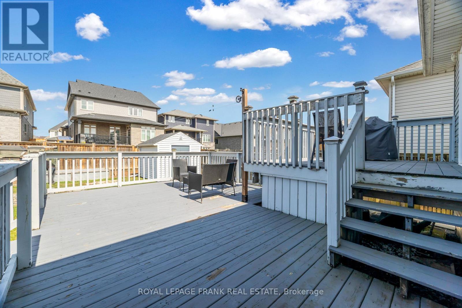 375 ST LAWRENCE DRIVE — photo 35