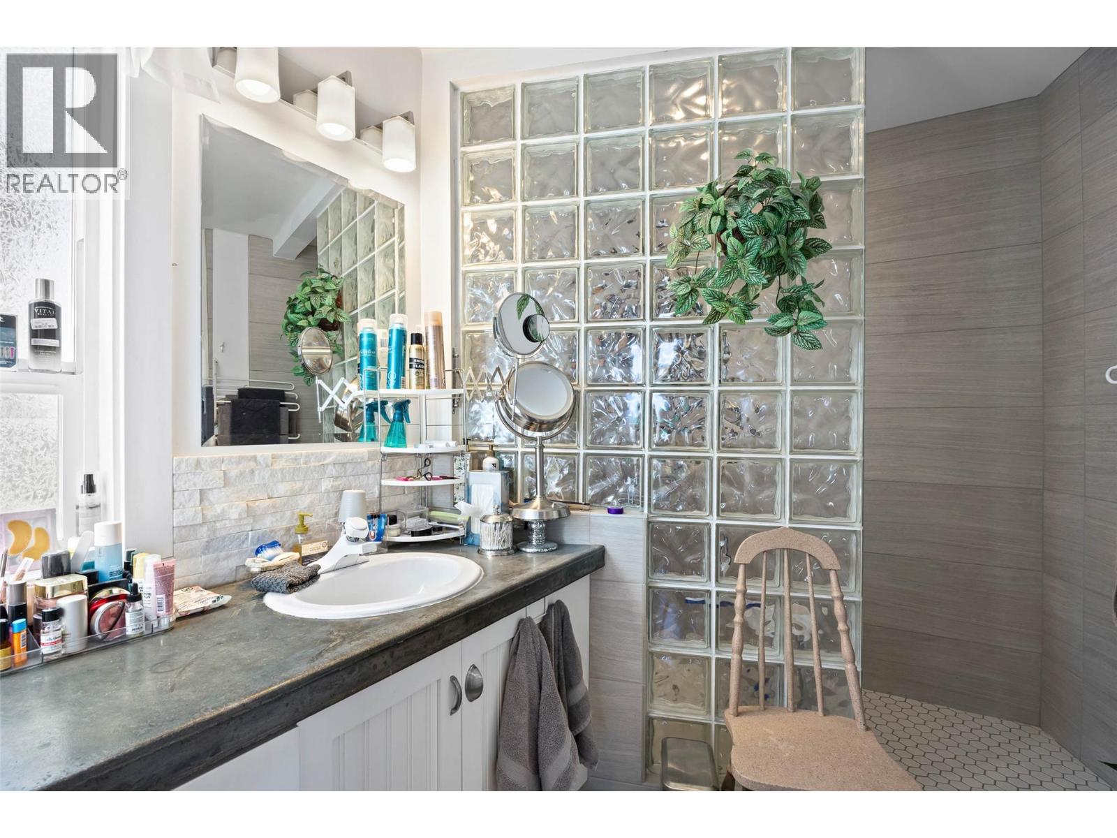 707 Chaparral Place, Kamloops