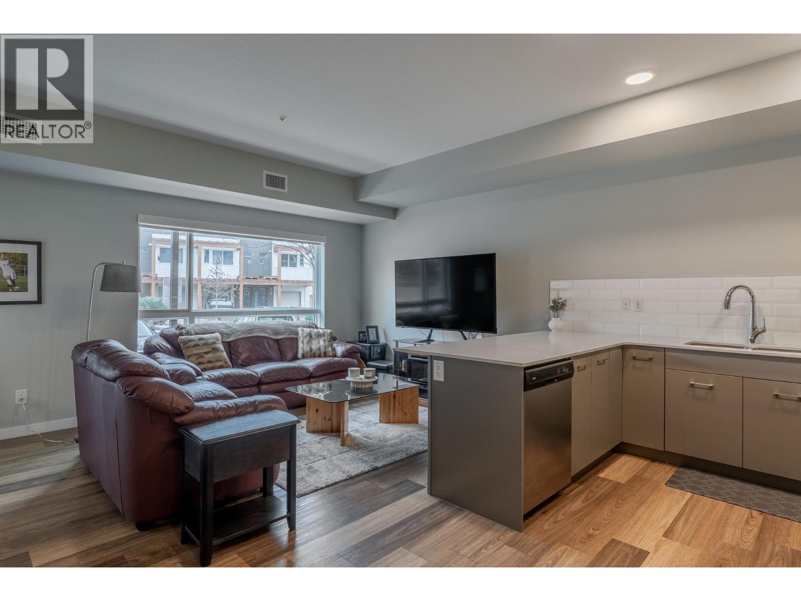 722 Valley Road Unit# 101, Kelowna