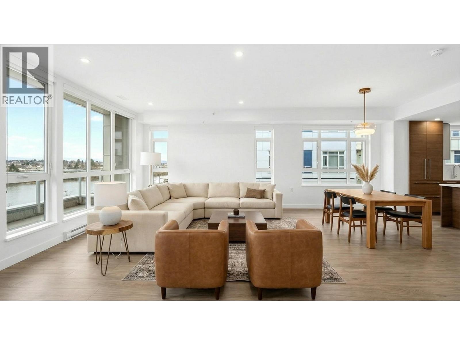 76 10333 RIVER DRIVE, Richmond