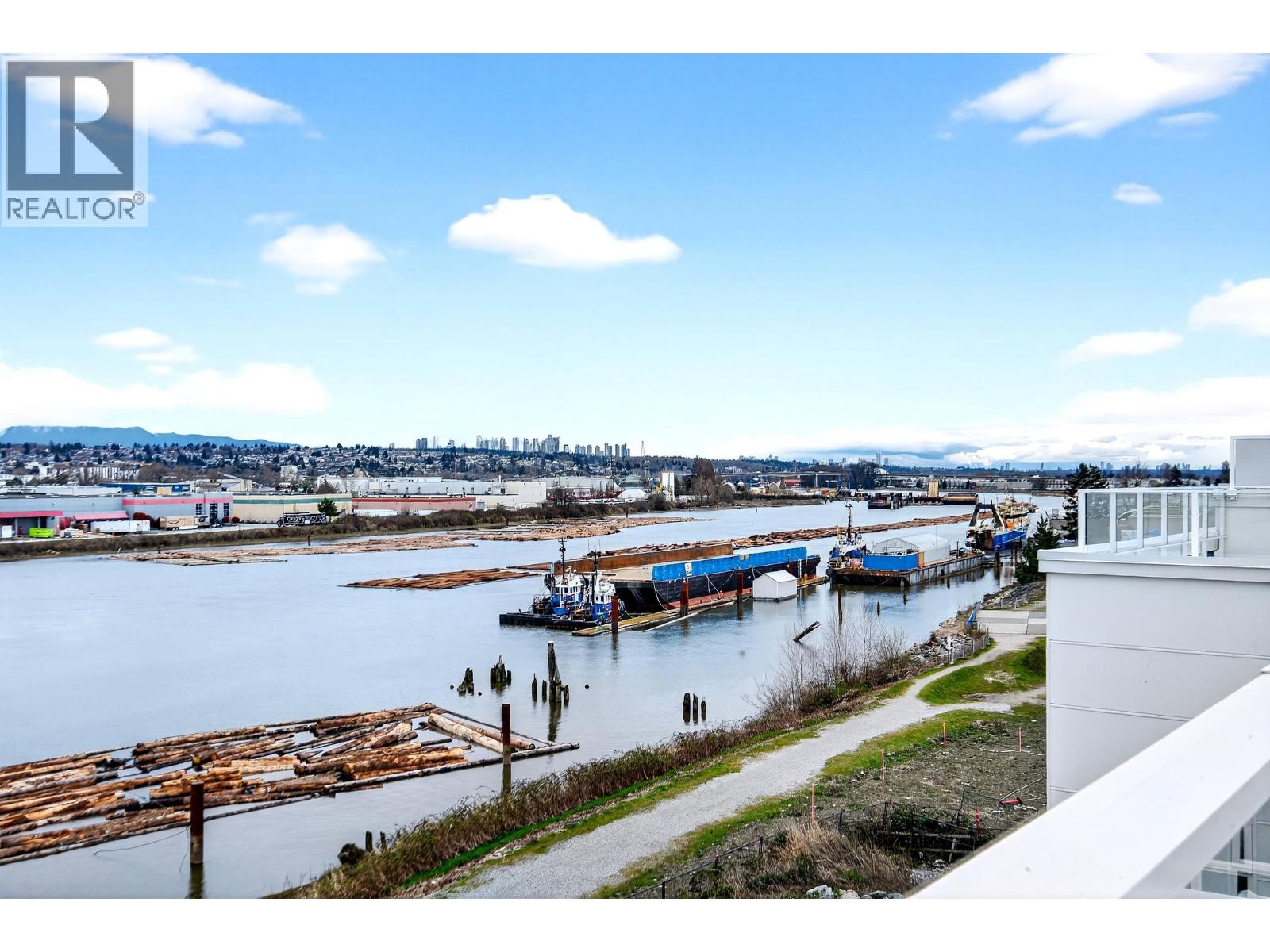 76 10333 RIVER DRIVE, Richmond