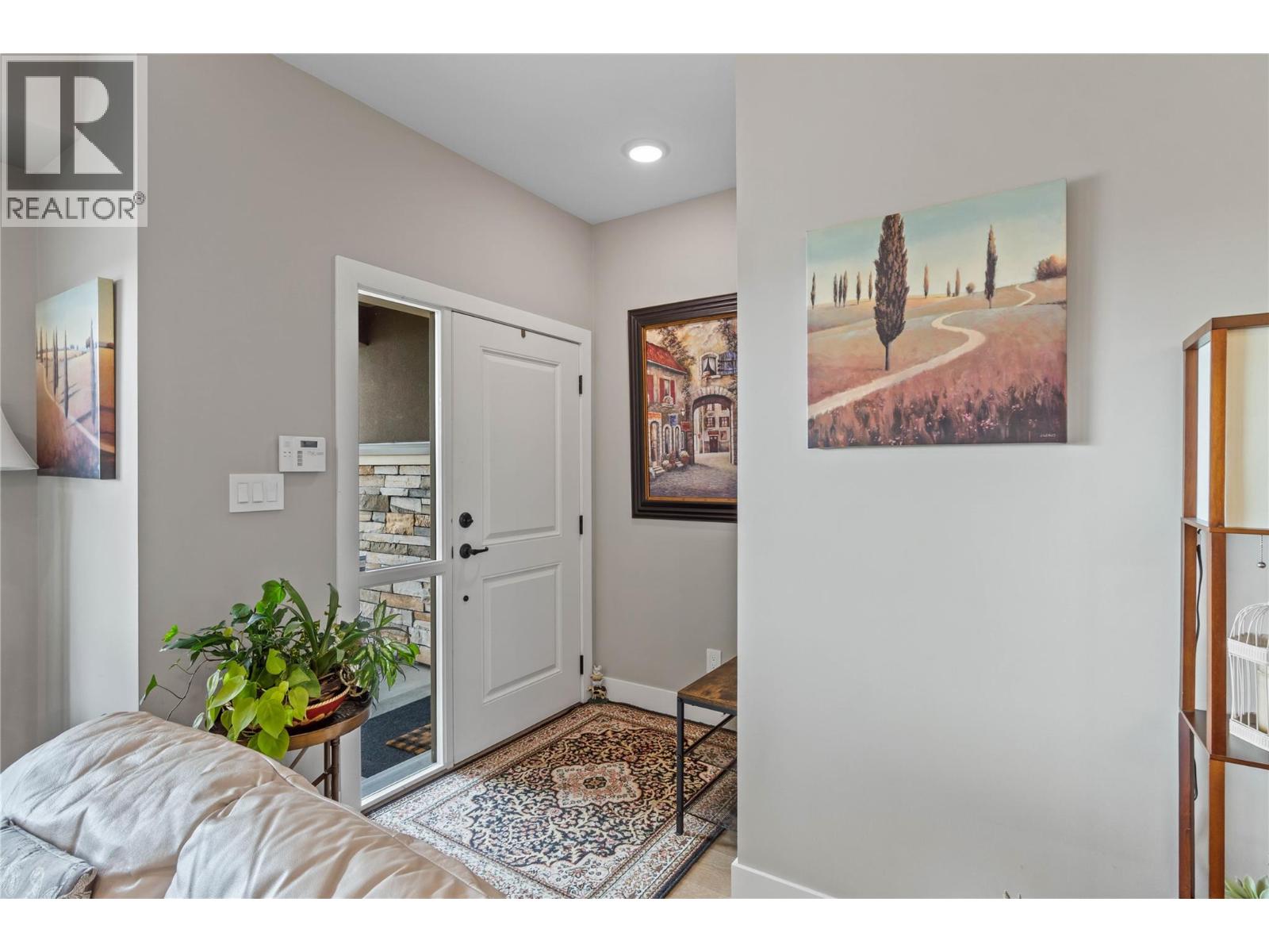 #27 2171 VAN HORNE Drive - 3