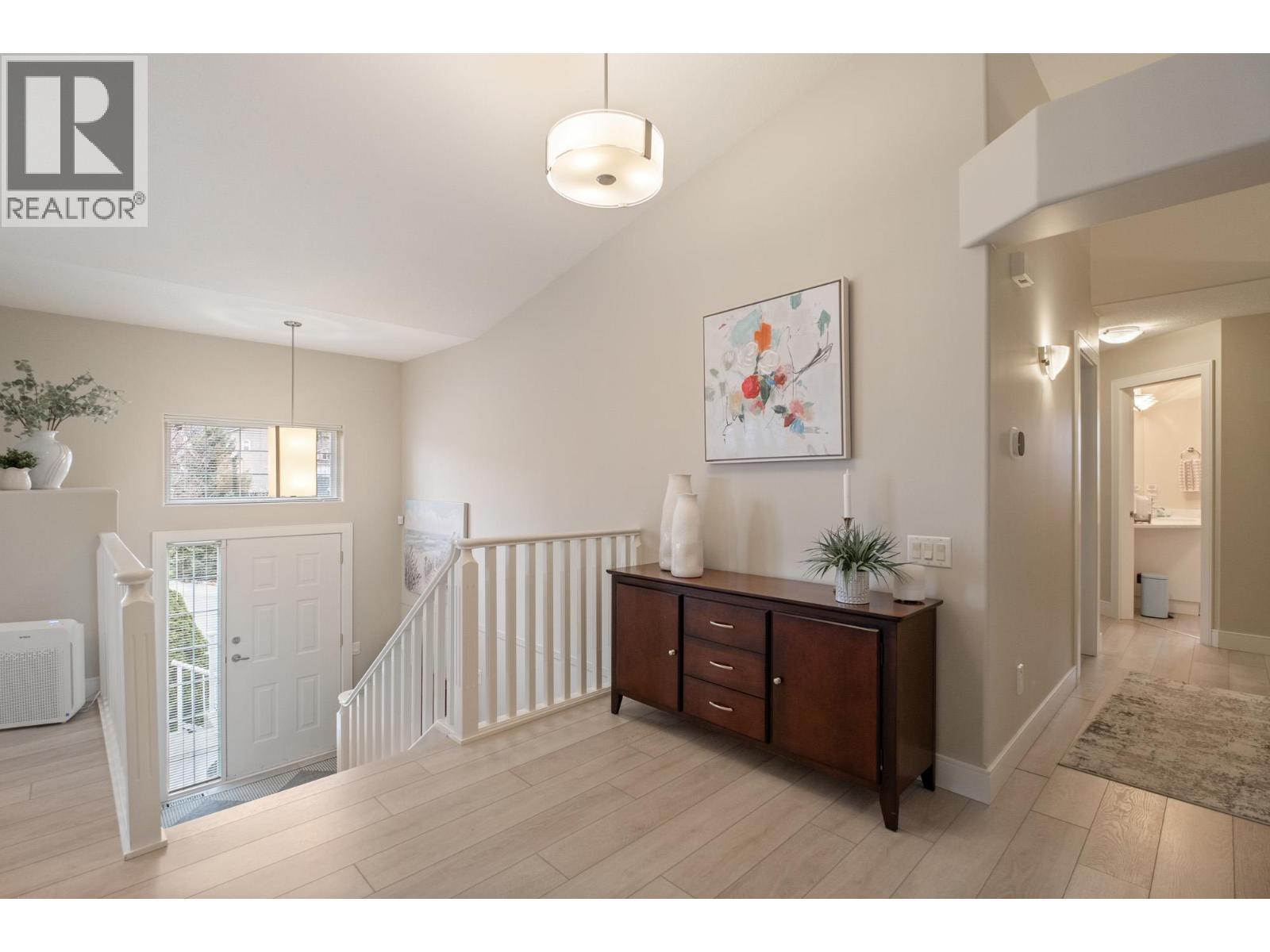 393 Rio Drive S, Kelowna