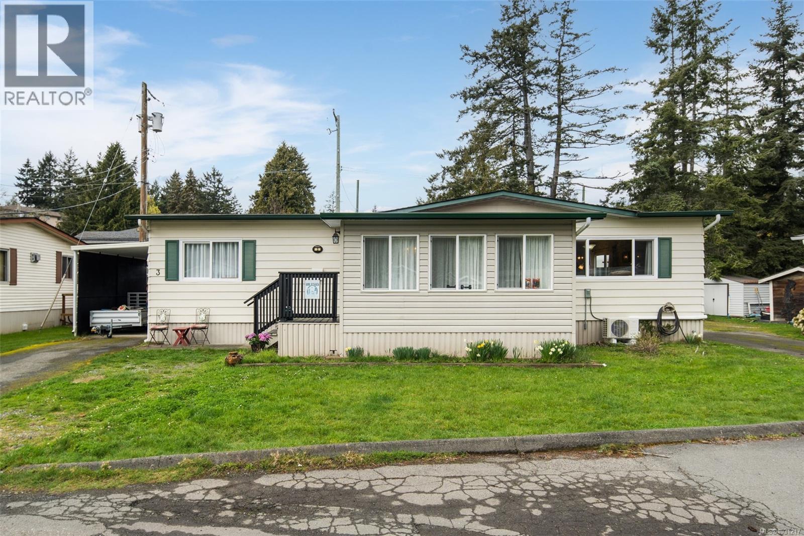 #3 2607 Selwyn Rd - 2
