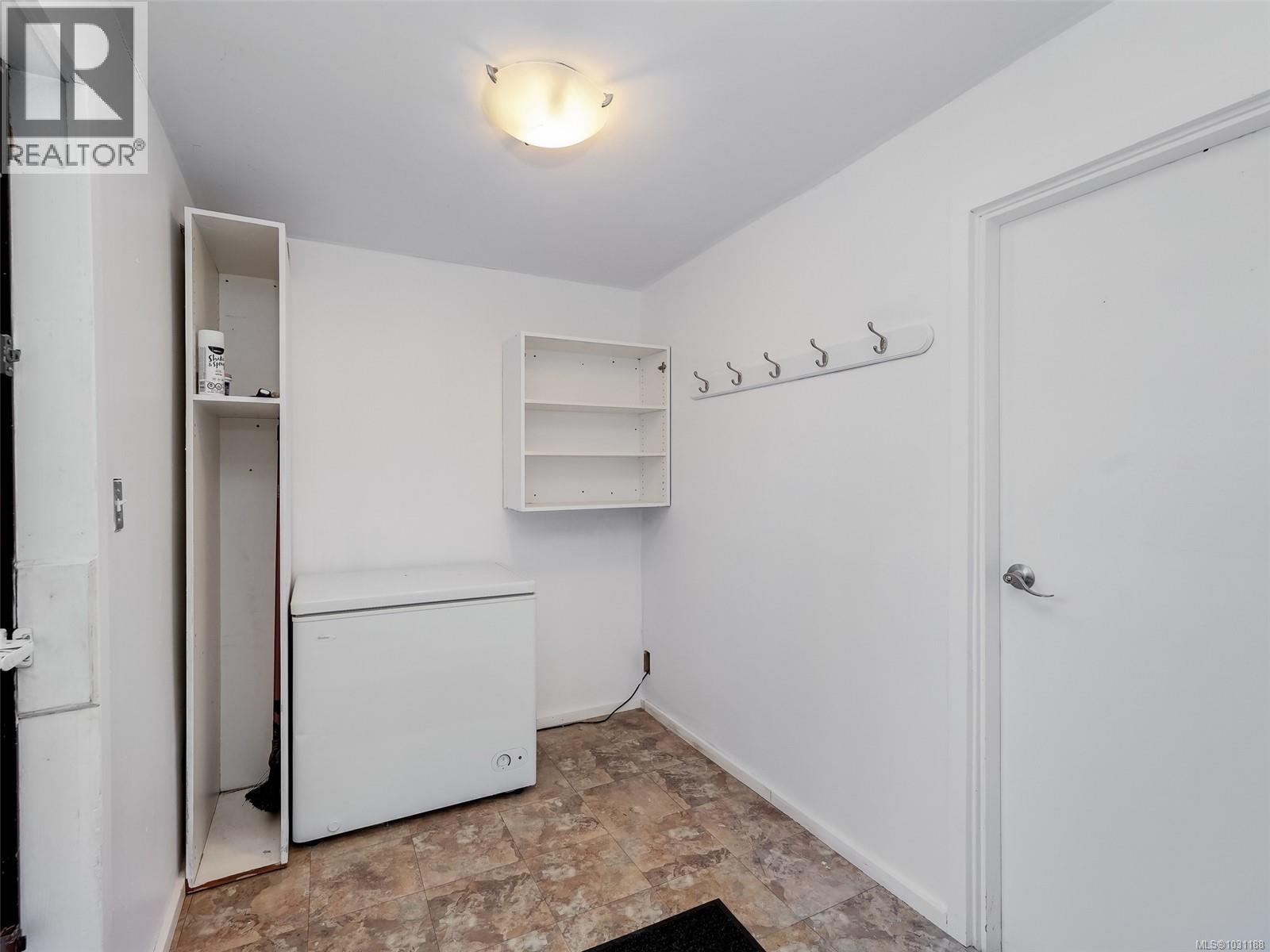 39 2587 Selwyn Rd, Langford