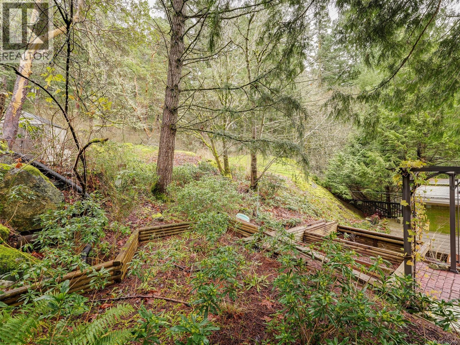 39 2587 Selwyn Rd, Langford