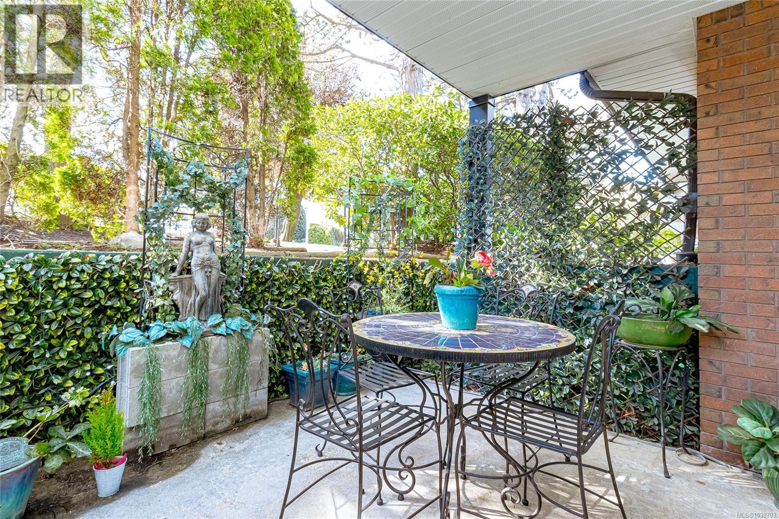 106 1619 Morrison Street, Victoria