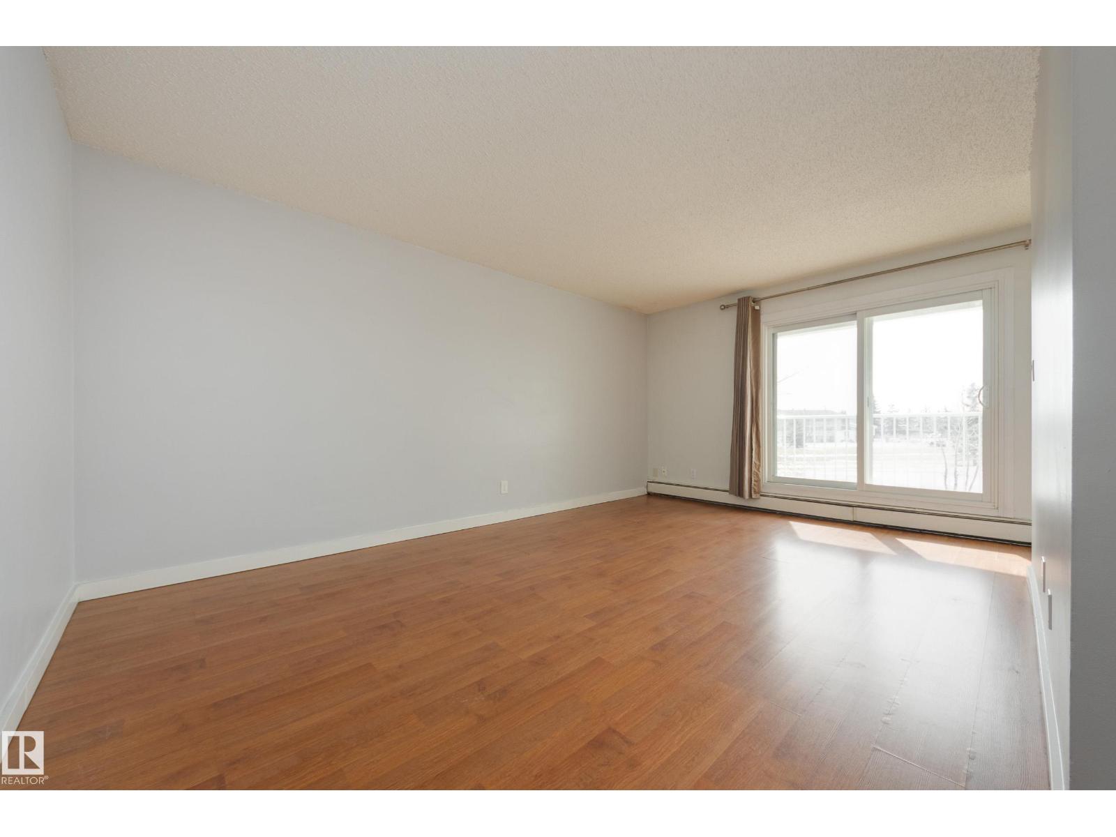 #46 11265 31 AV NW, Edmonton