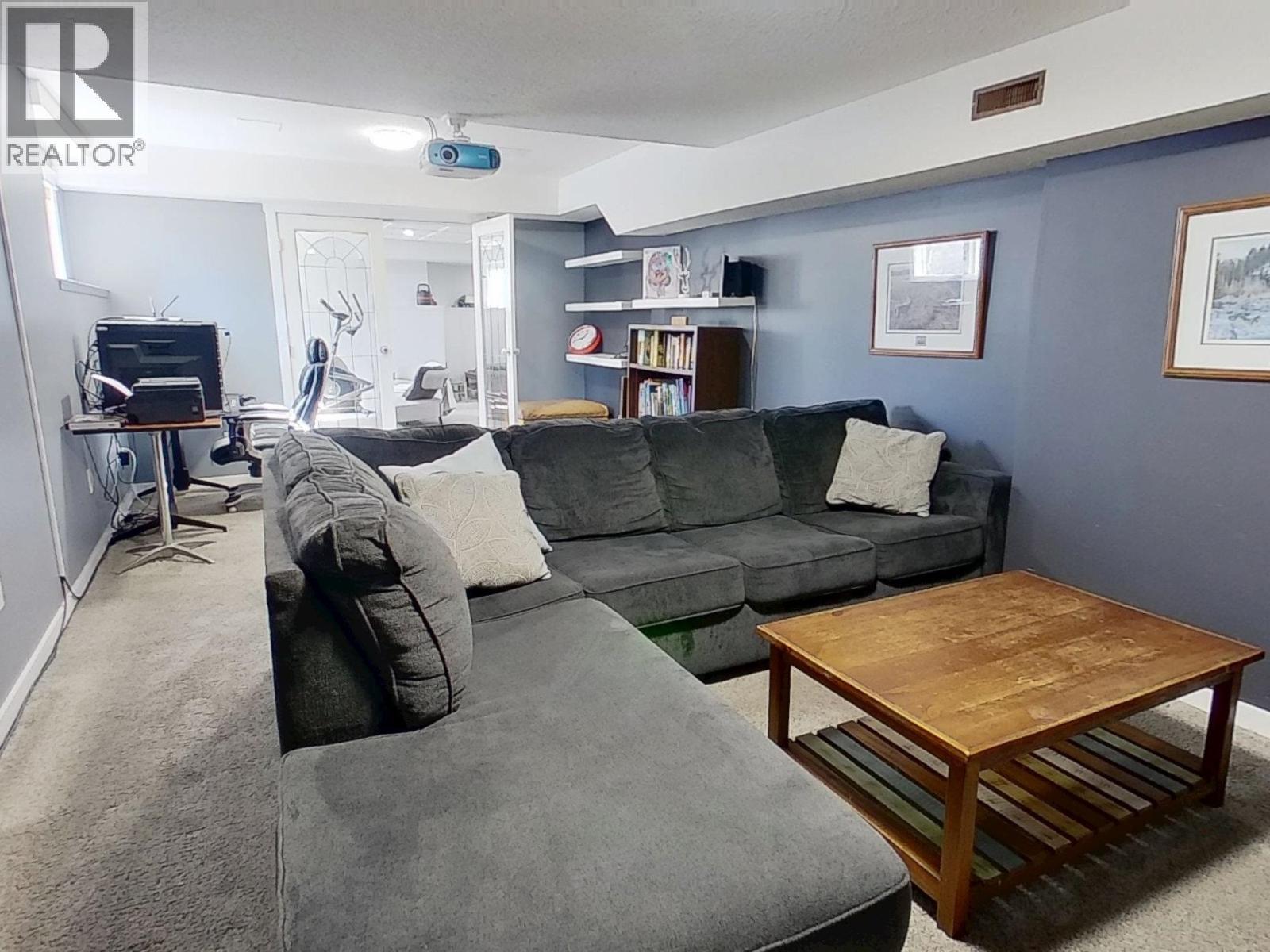 227 FIEGE ROAD - 24