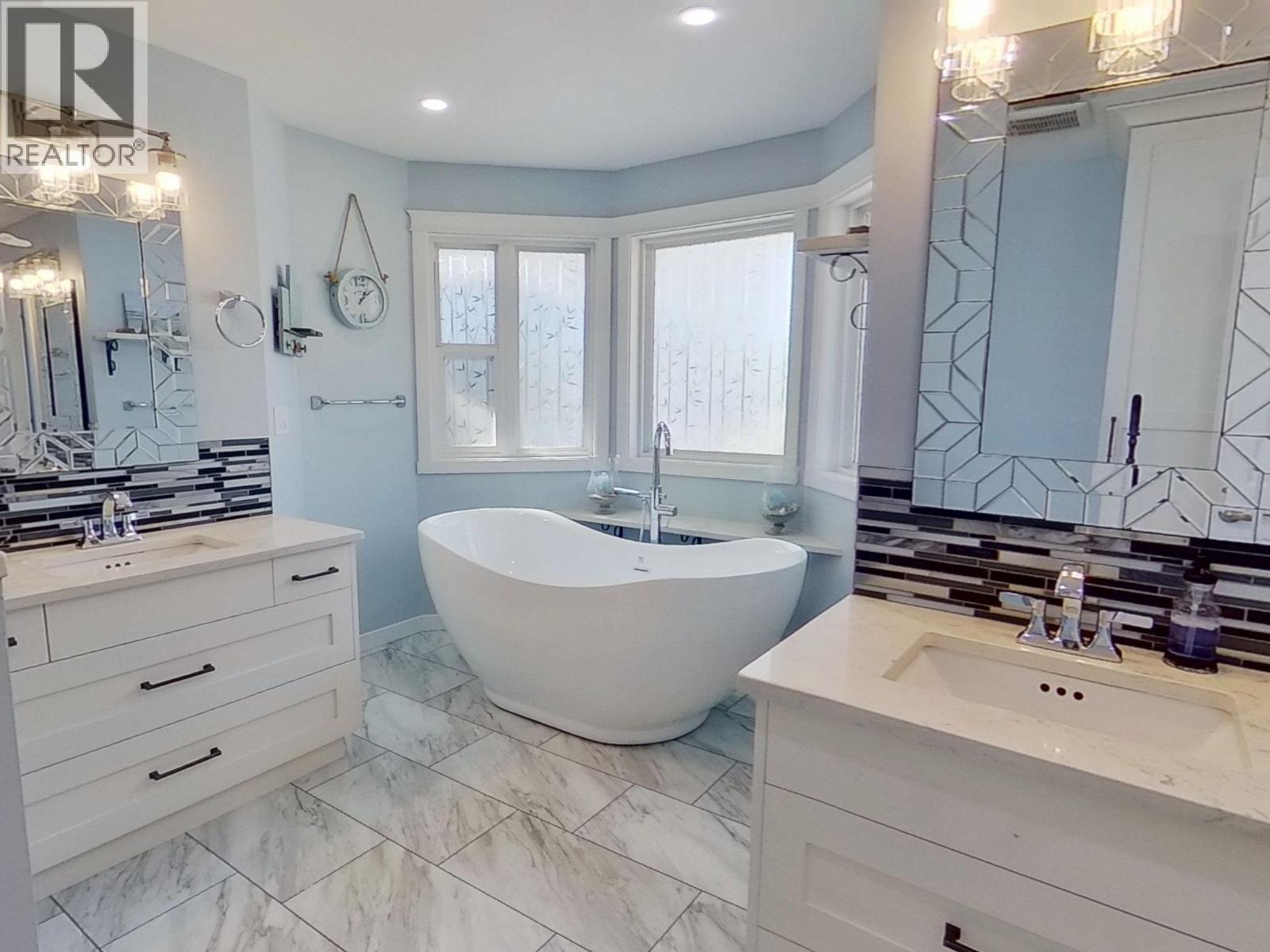 227 FIEGE ROAD - 19