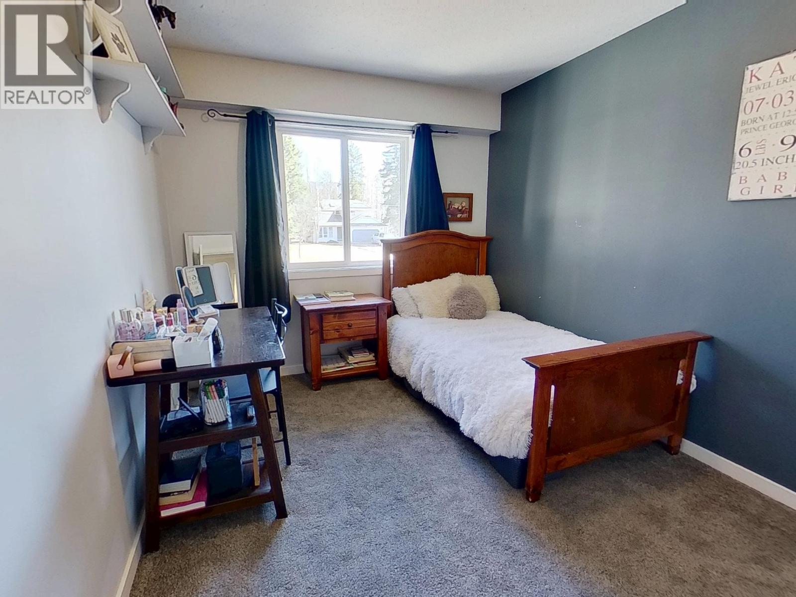 227 FIEGE ROAD - 12