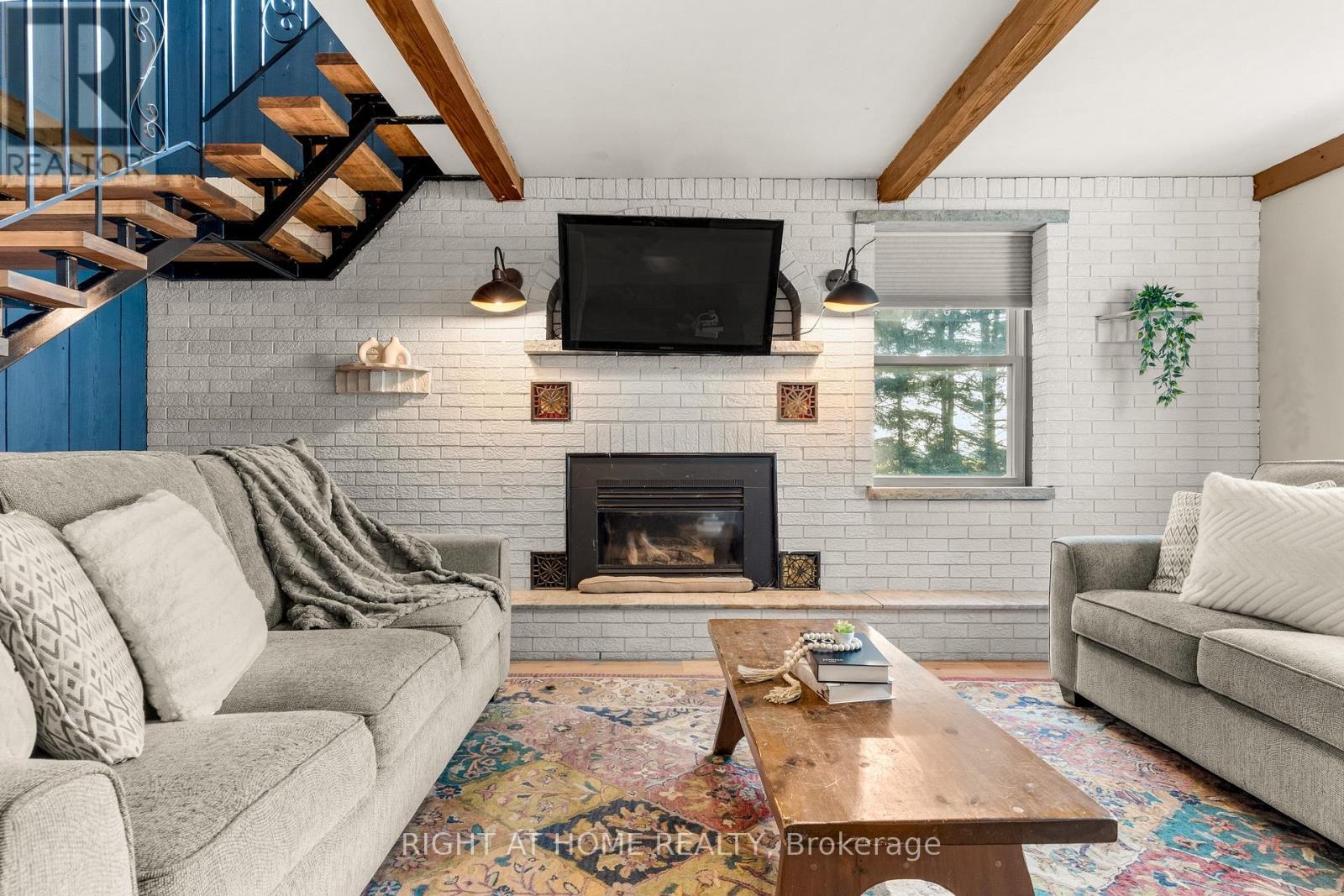 5803 26 HIGHWAY - 12