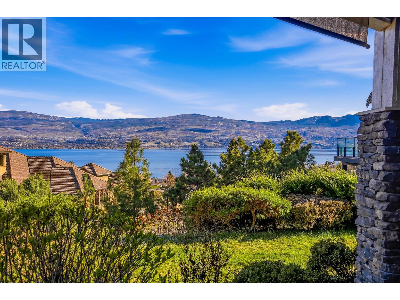  2584 Lucinde Road, West Kelowna