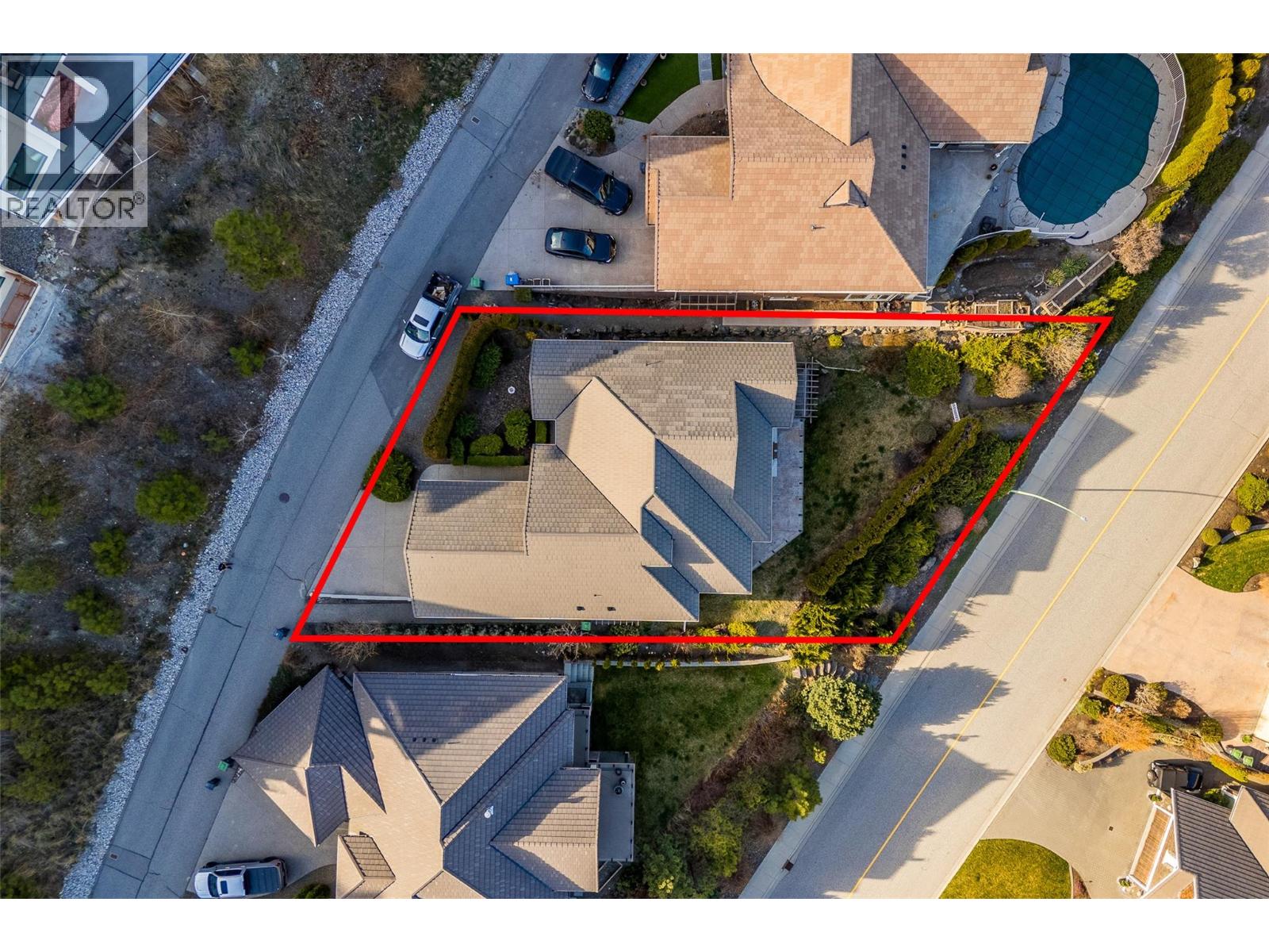  2584 Lucinde Road, West Kelowna