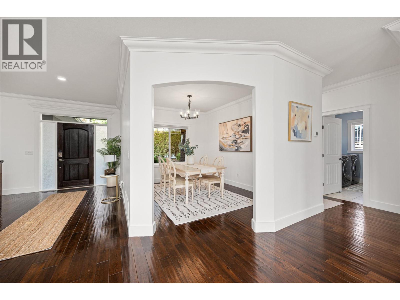  2584 Lucinde Road, West Kelowna