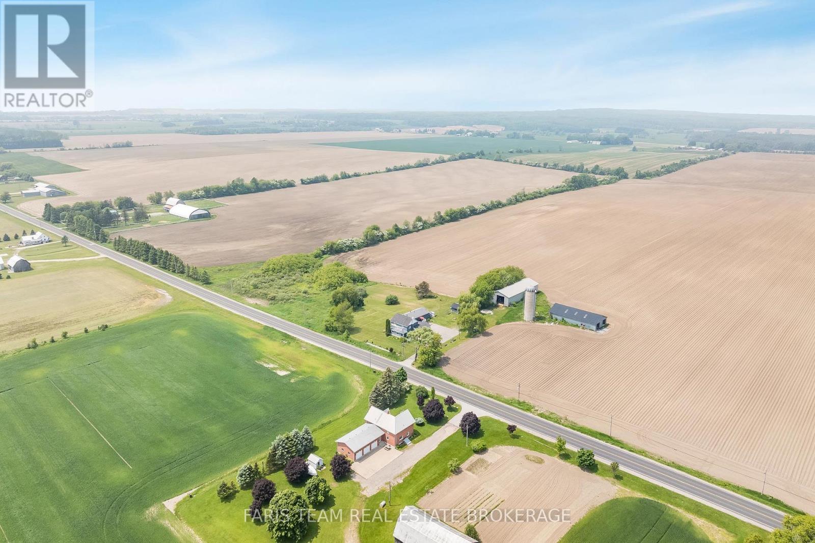 160 LAFONTAINE ROAD W