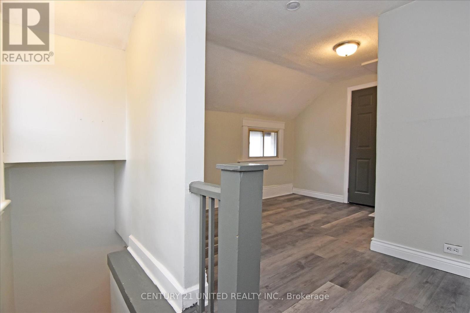 550 AYLMER STREET N - 24