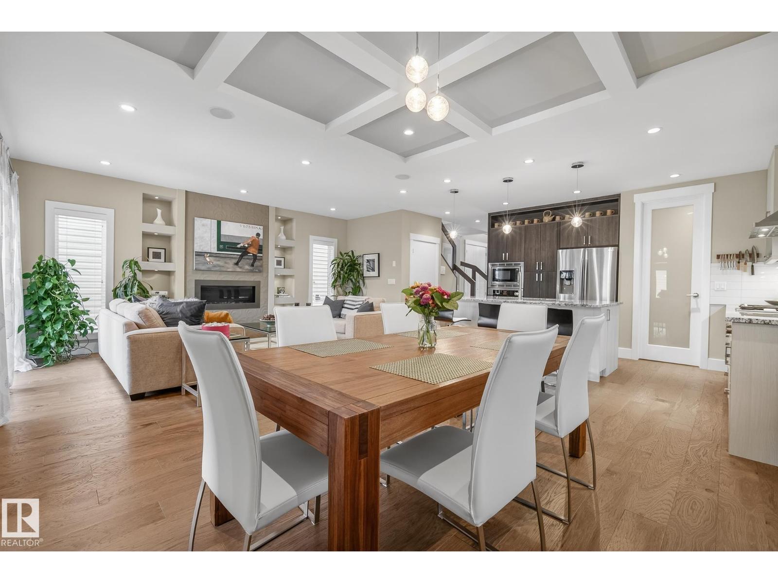 9648 83 AV NW, Edmonton