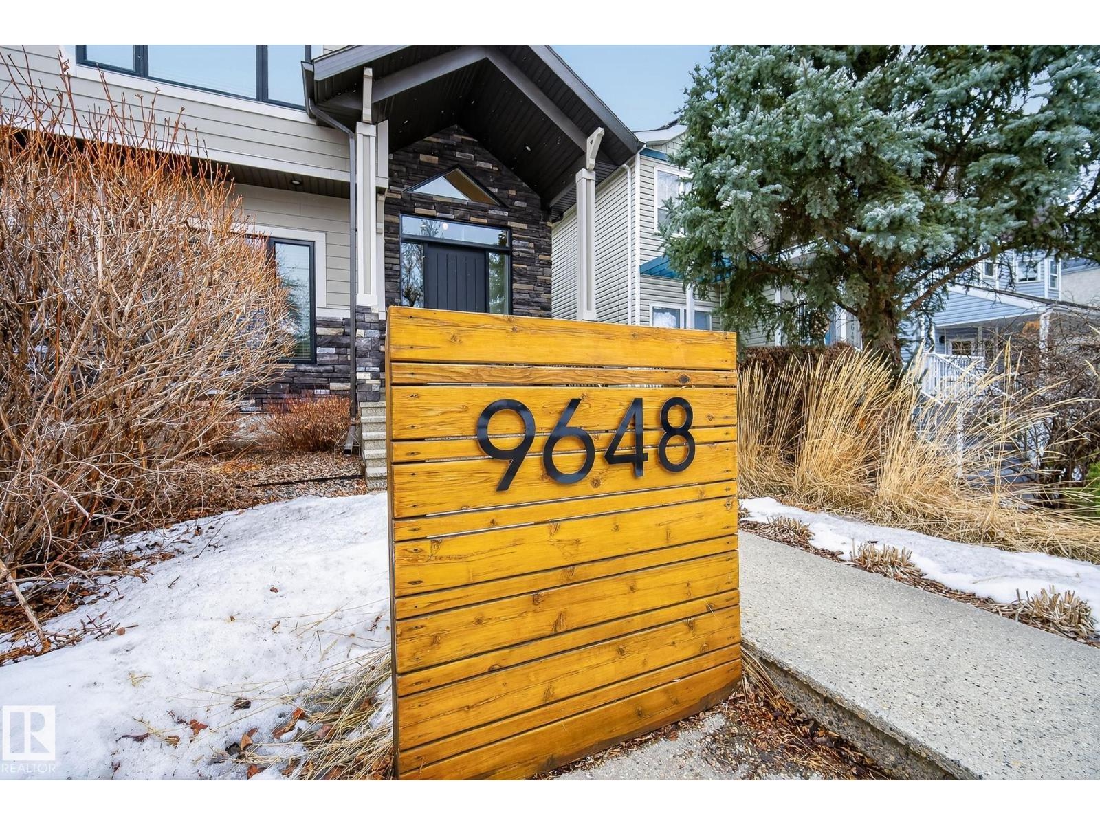 9648 83 AV NW, Edmonton