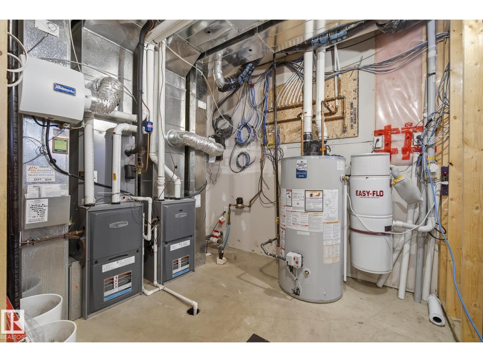 9648 83 AV NW, Edmonton