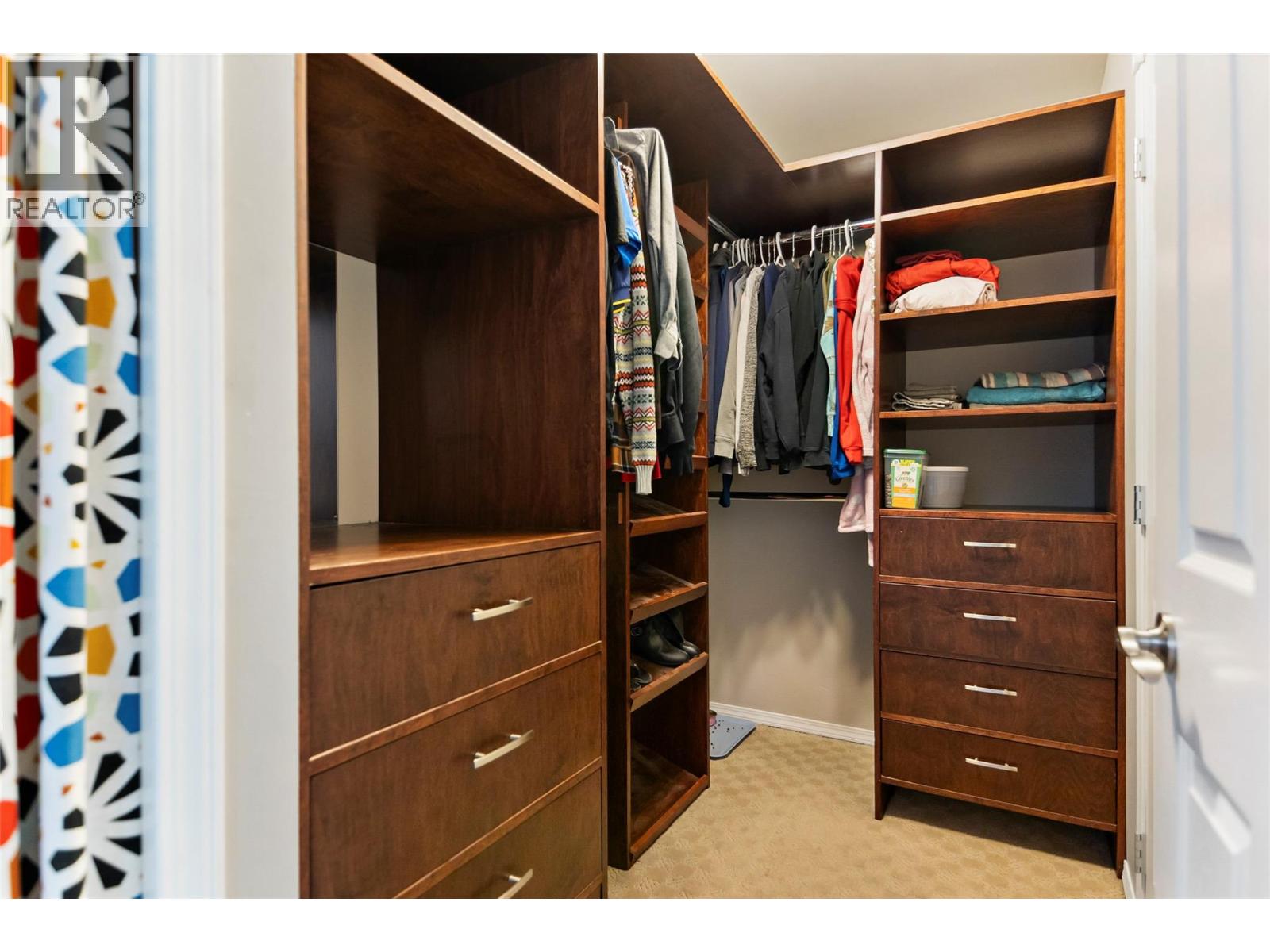 141 Greely Crescent, Revelstoke