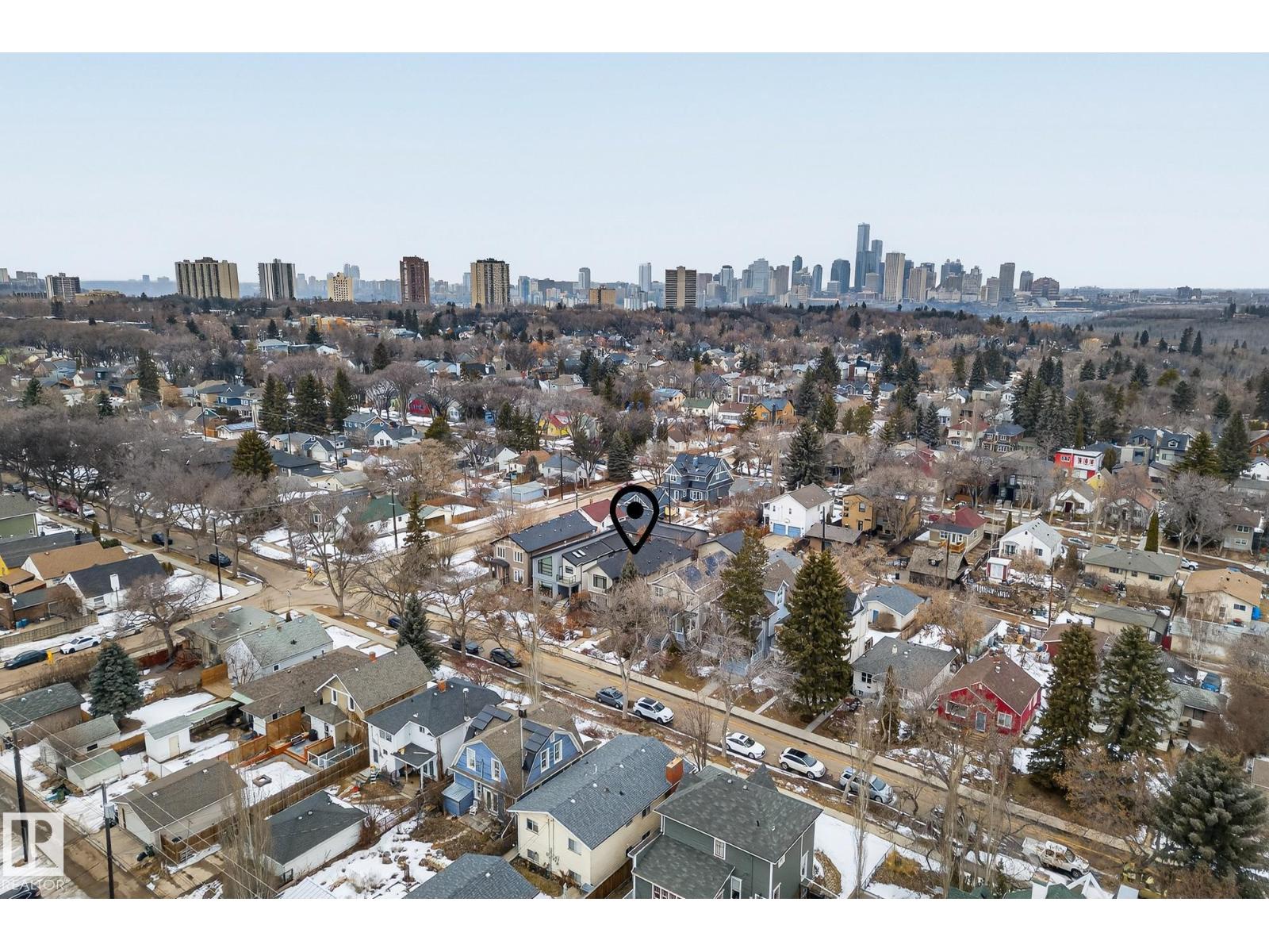 9648 83 AV NW, Edmonton