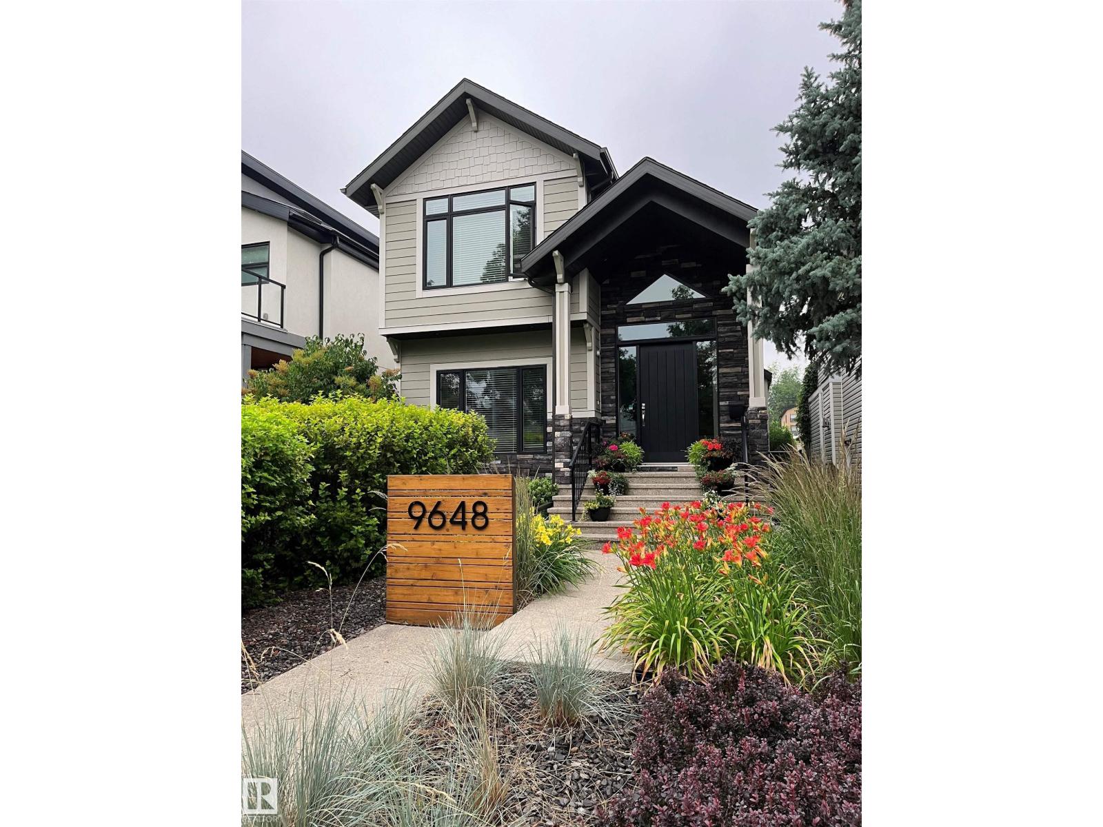 9648 83 AV NW, Edmonton