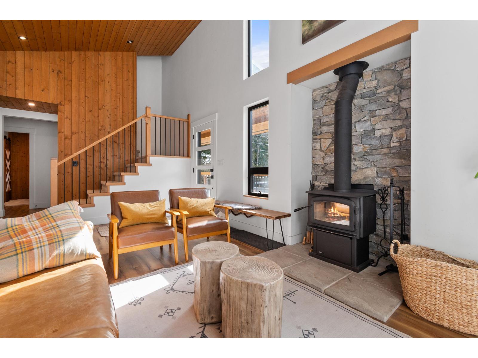 71449 OLD YALE PRINCETON HIGHWAY, Sunshine Valley, Hope