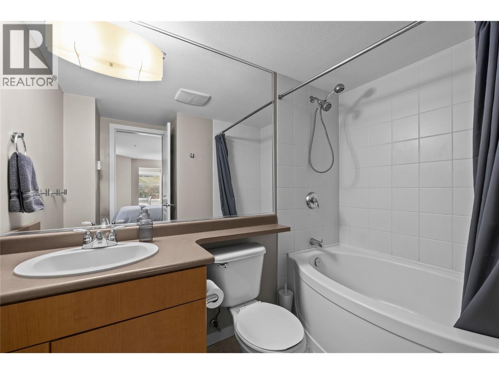 #305 567 YATES ROAD - 24