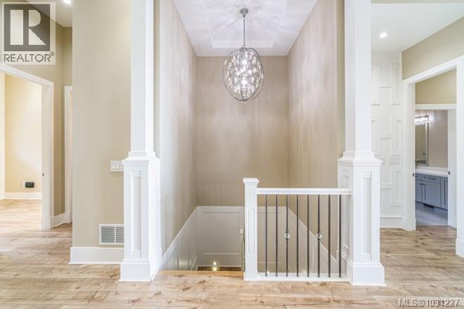 4648 SHERIDAN RIDGE RD - 29