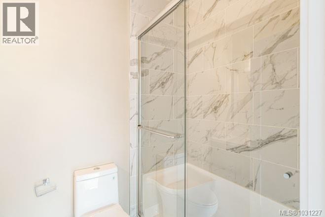 4648 SHERIDAN RIDGE RD - 72