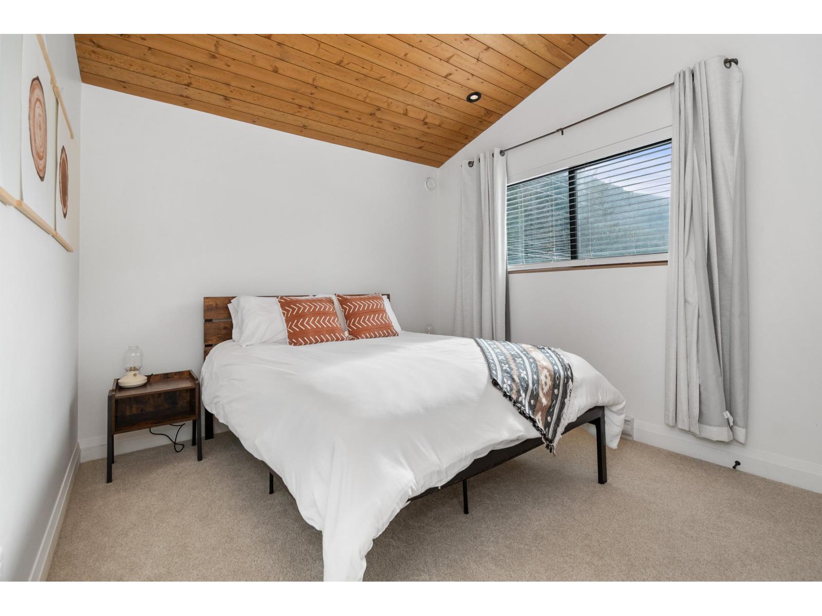 71449 OLD YALE PRINCETON HIGHWAY, Sunshine Valley, Hope