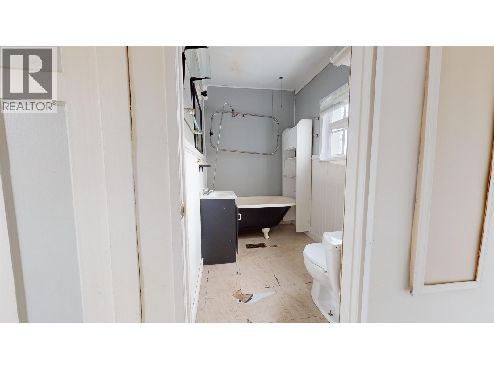 355 WILSON STREET - 17