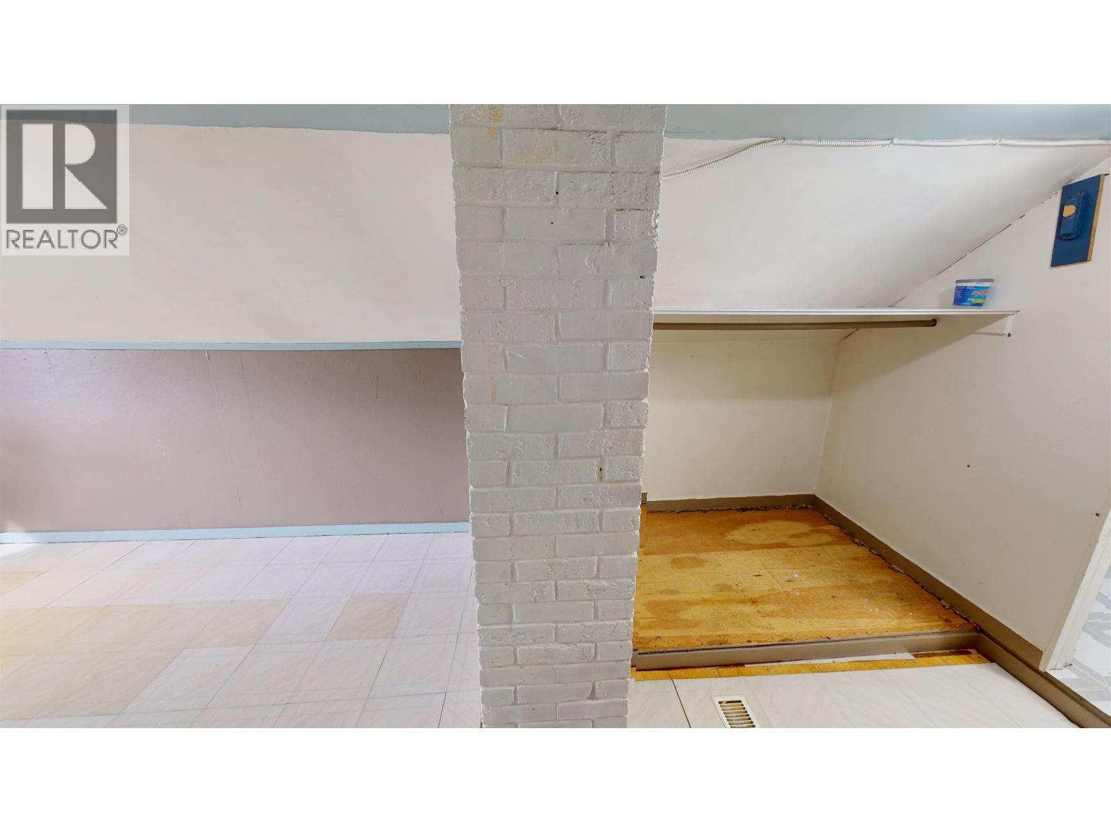 355 WILSON STREET - 21