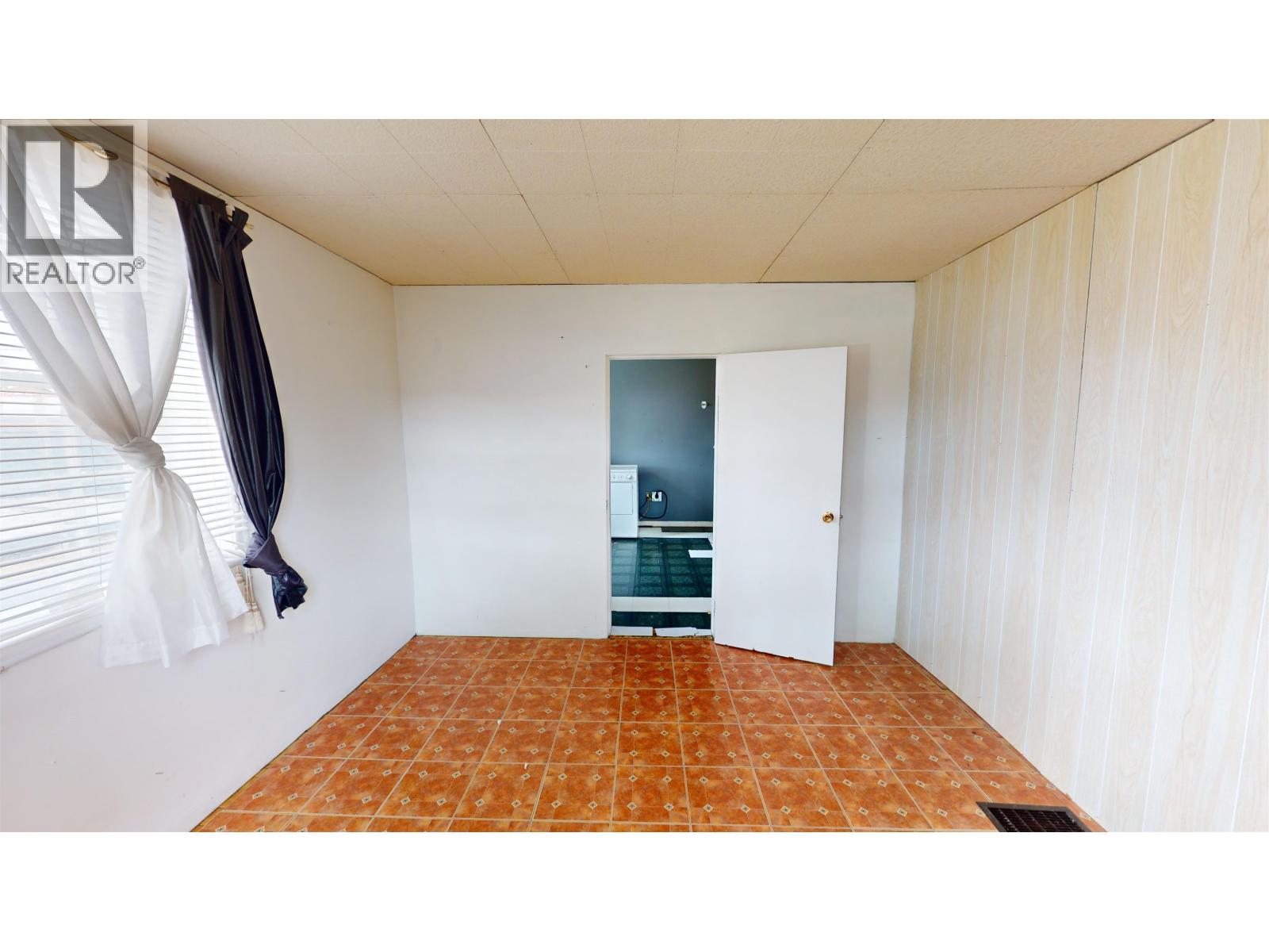 355 WILSON STREET - 5