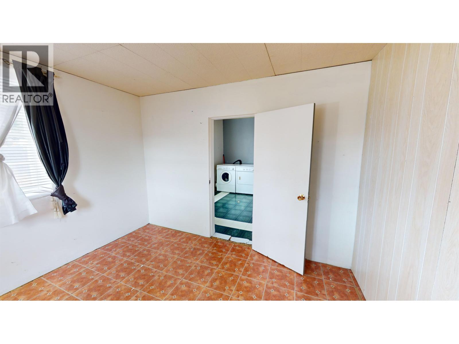 355 WILSON STREET - 6