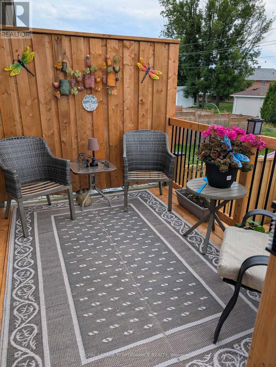 290 GLEN NORA DRIVE - 33