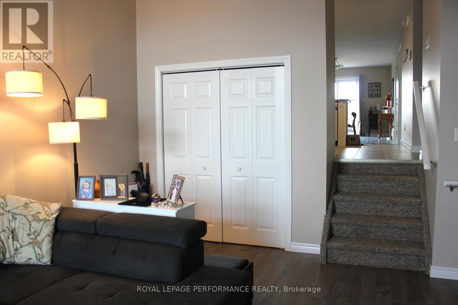 290 GLEN NORA DRIVE - 5