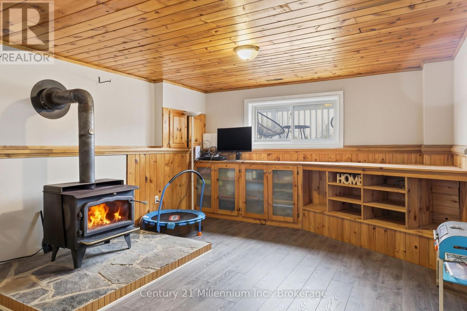 170 JOHN STREET — photo 24