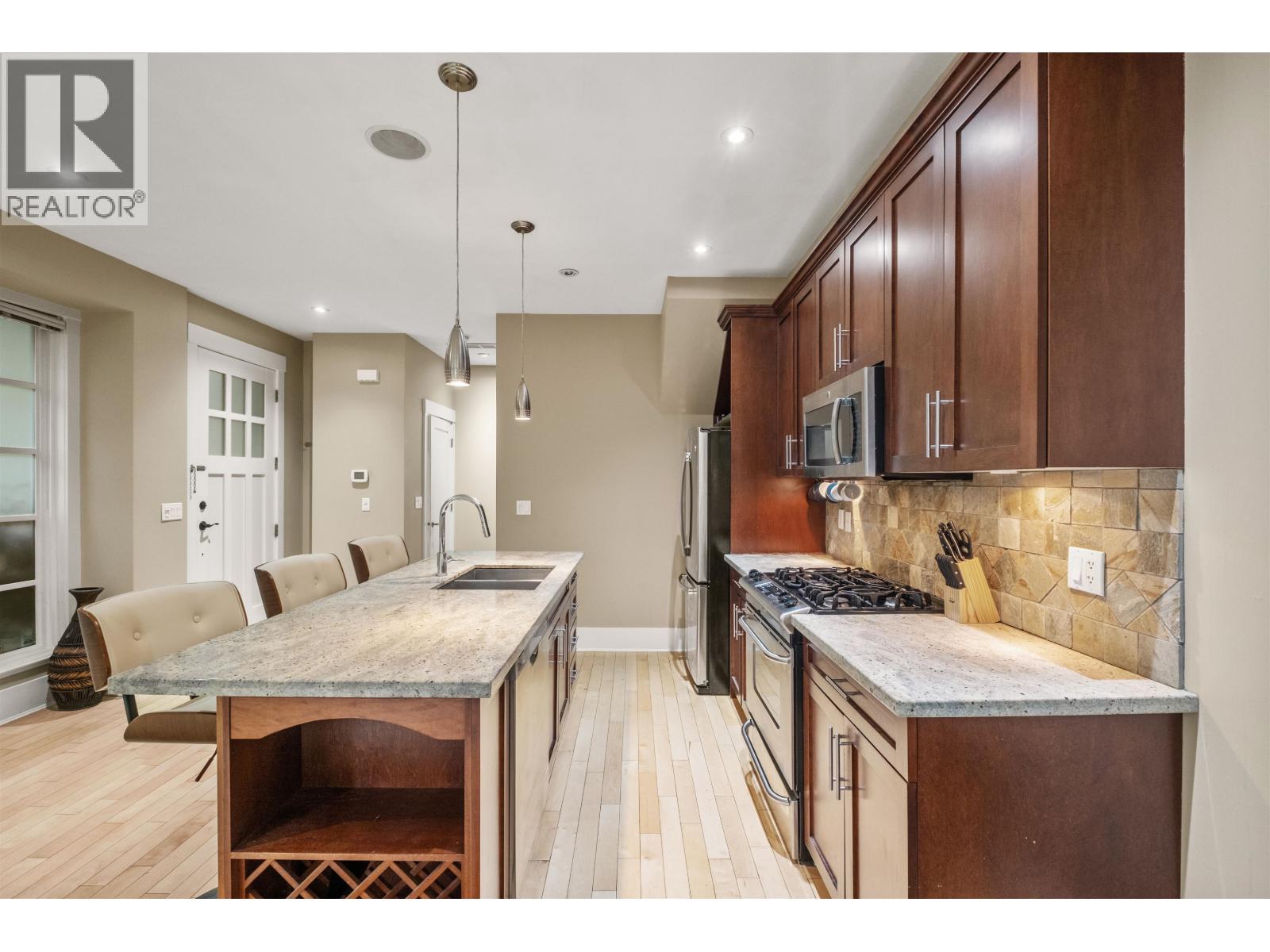 1620 ST. ANDREWS AVENUE, North Vancouver