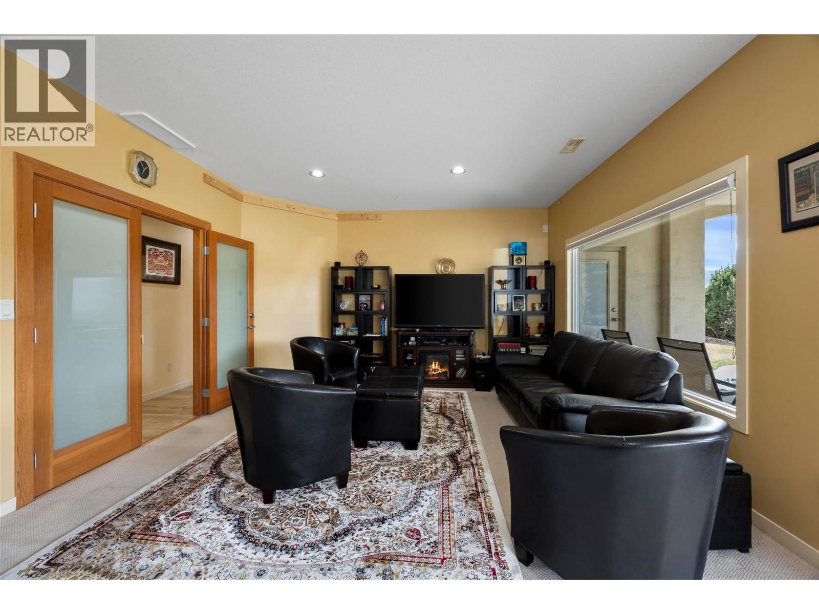 601 ROSEWOOD Lane, Kamloops